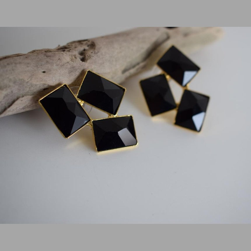 Crete Earrings with Crystal – Greek hammered jewelry in 18K gold plated, 18K silver plated, and rose gold plated. Handcrafted earrings with bold geometric faceted crystal design inspired by Minoan Crete.