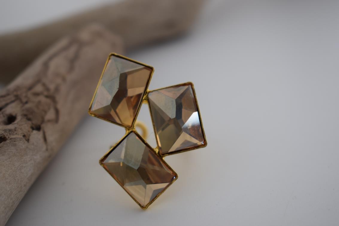 Crete Ring with Crystal – Greek hammered jewelry in 18K gold plated, 18K silver plated, and rose gold plated. Handcrafted adjustable ring with bold faceted crystal design inspired by Minoan Crete.