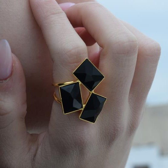 Crete Ring with Crystal – Greek hammered jewelry in 18K gold plated, 18K silver plated, and rose gold plated. Handcrafted adjustable ring with bold faceted crystal design inspired by Minoan Crete.