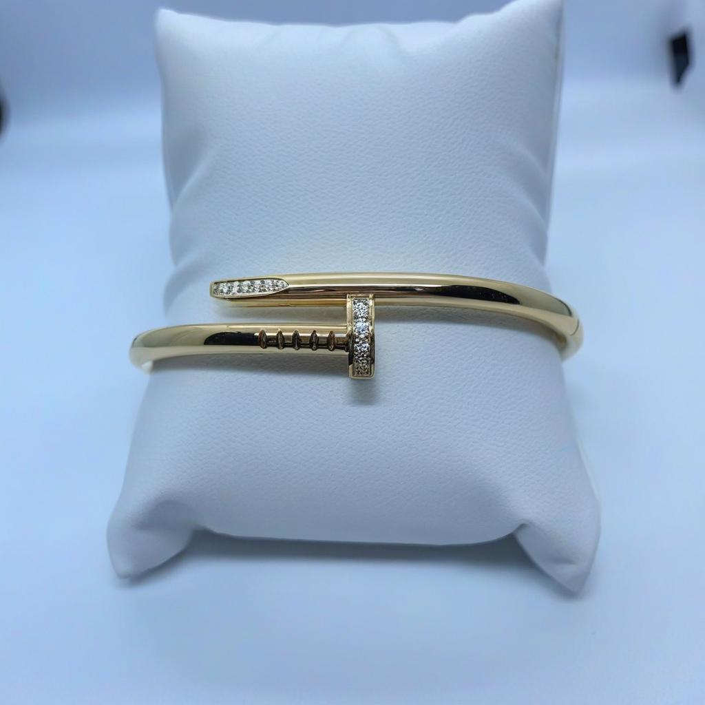 Luxury Nail-Shaped Cuff Bracelet – Hypoallergenic Stainless Steel