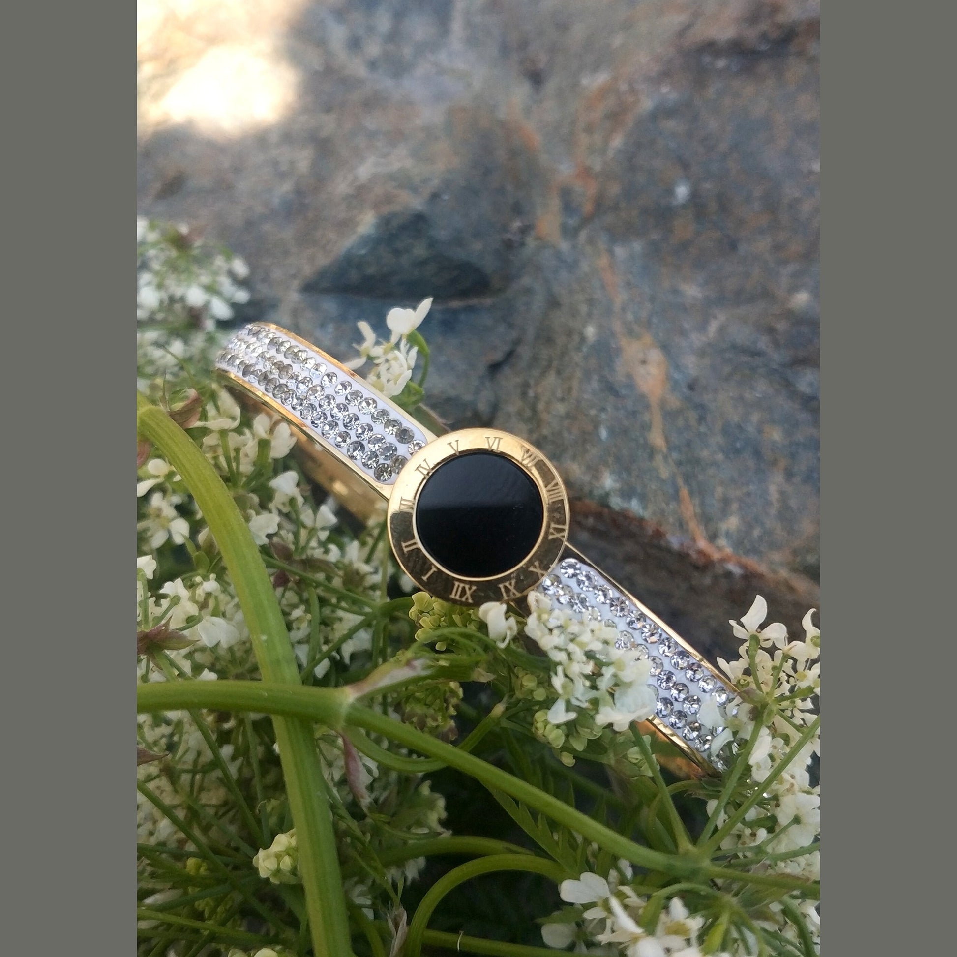 Bracelet Elegant Stainless Steel with Black Mother of Pearl, Roman Numerals & Rhinestones