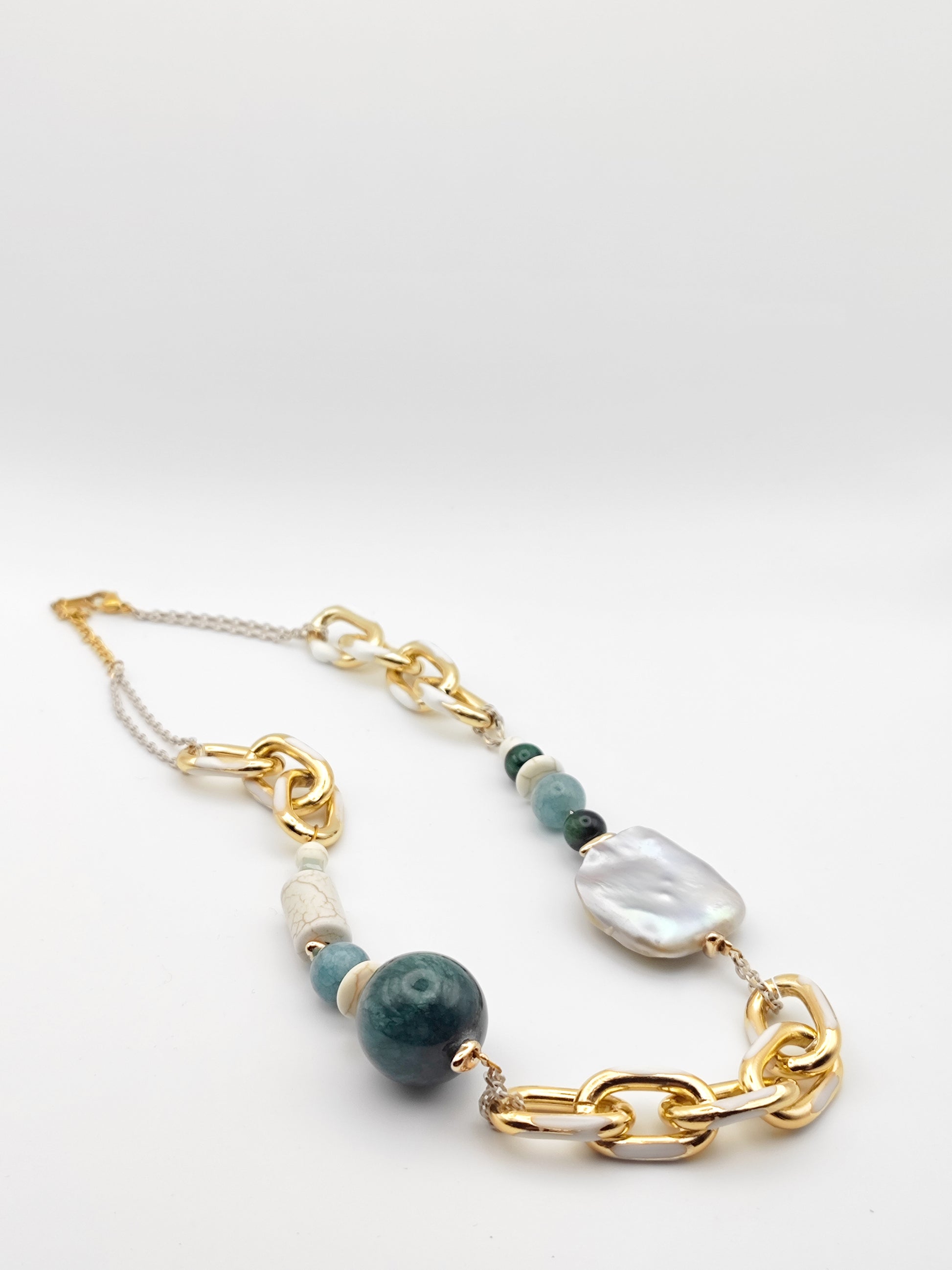 Handmade Green Gemstone & Mother of Pearl Necklace – 18K Gold Plated & Hypoallergenic