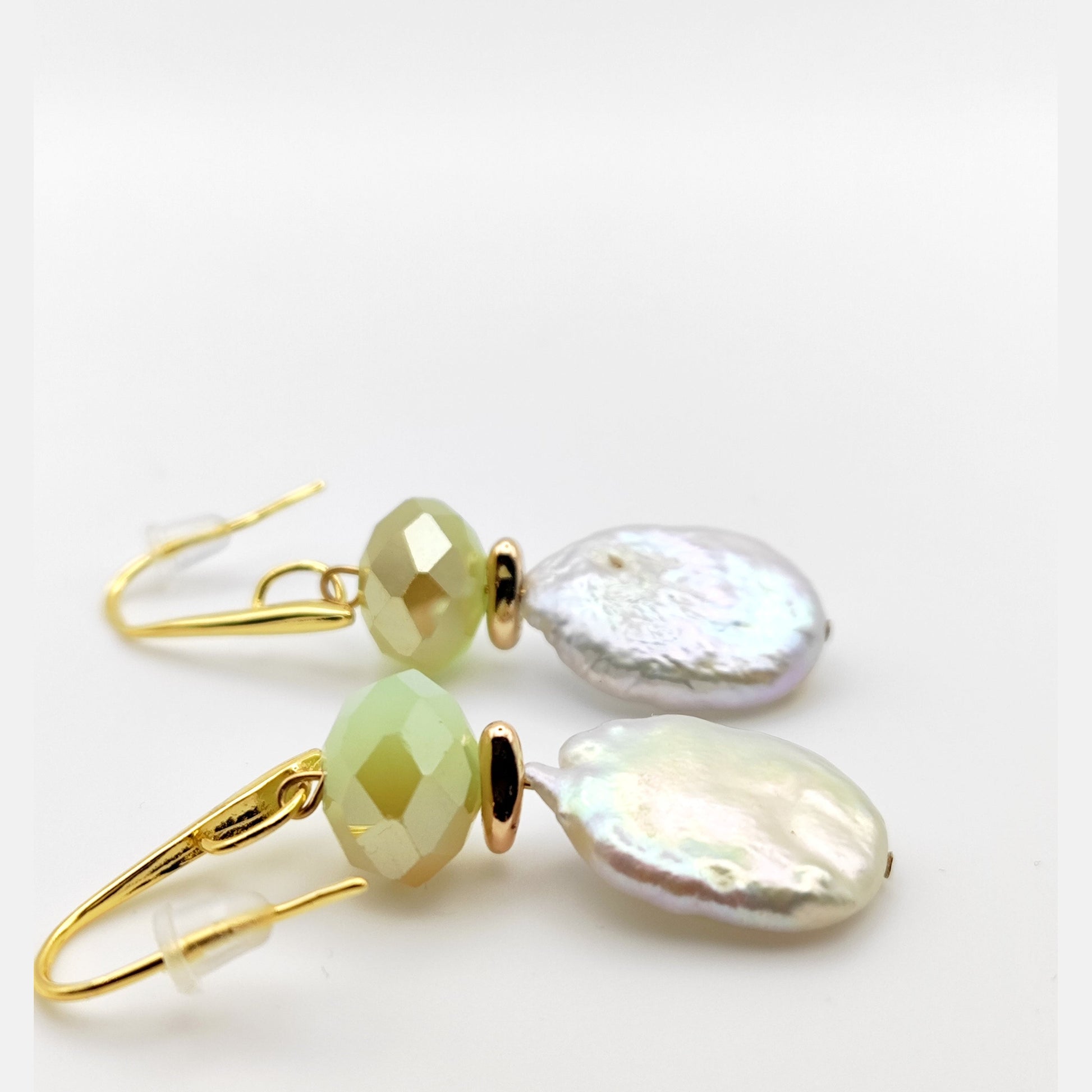 Handmade hypoallergenic 18K gold plated earrings with freshwater pearls and lime nephrite gemstone -HNSE 6 - CF fashion