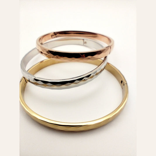 Hammered Stainless Steel Cuff Bracelet – Gold, Silver & Rose Gold
