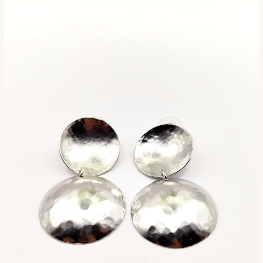 Eos earrings – Greek hammered jewelry – 18K silver or gold plated – double round discs with hammered texture (also in rose gold)