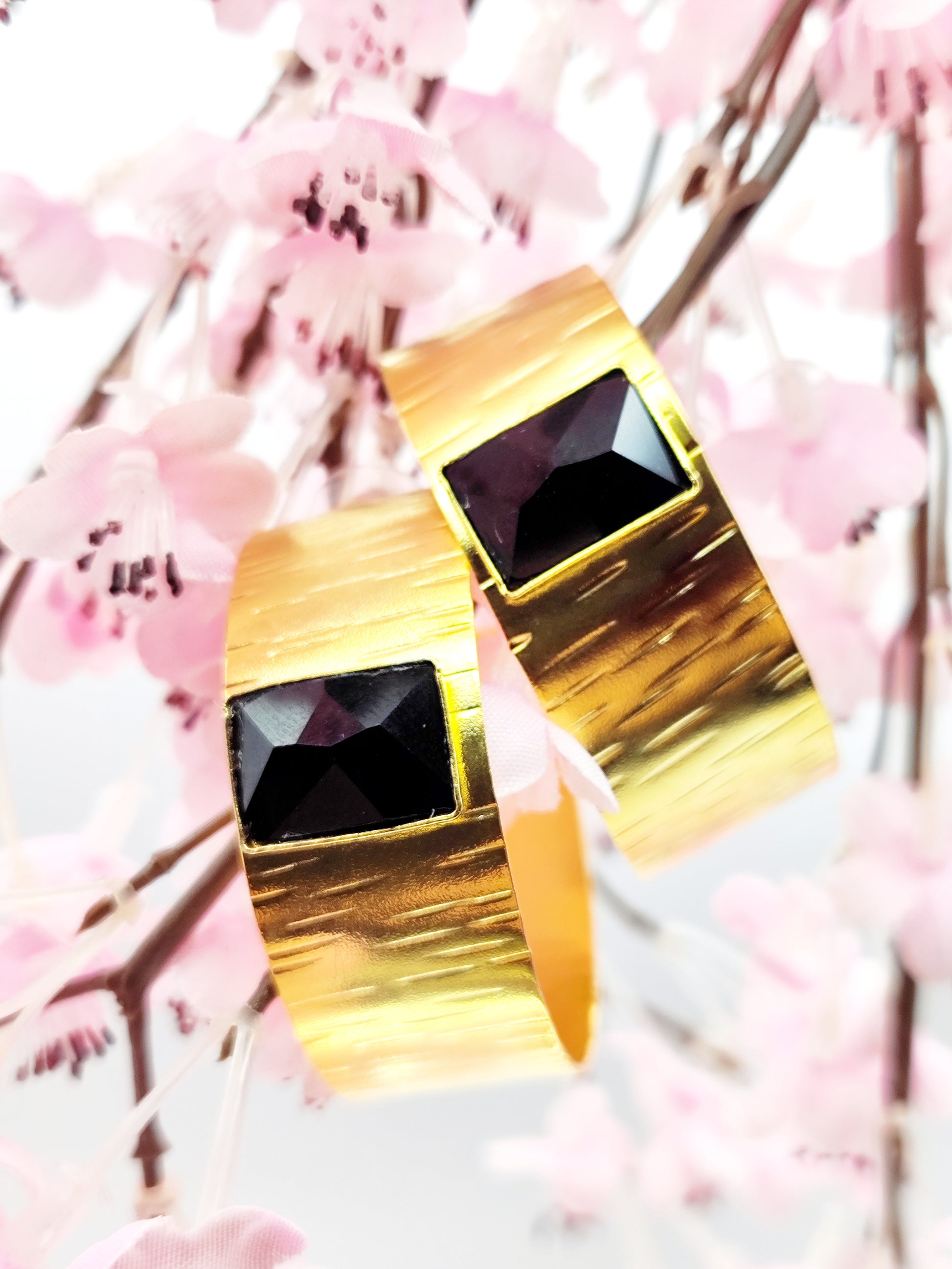 Ionio earrings – Greek hammered jewelry in 18K gold plated, 18K silver plated, and rose gold plated. Handcrafted elongated straight hammered design inspired by Ionian elegance.