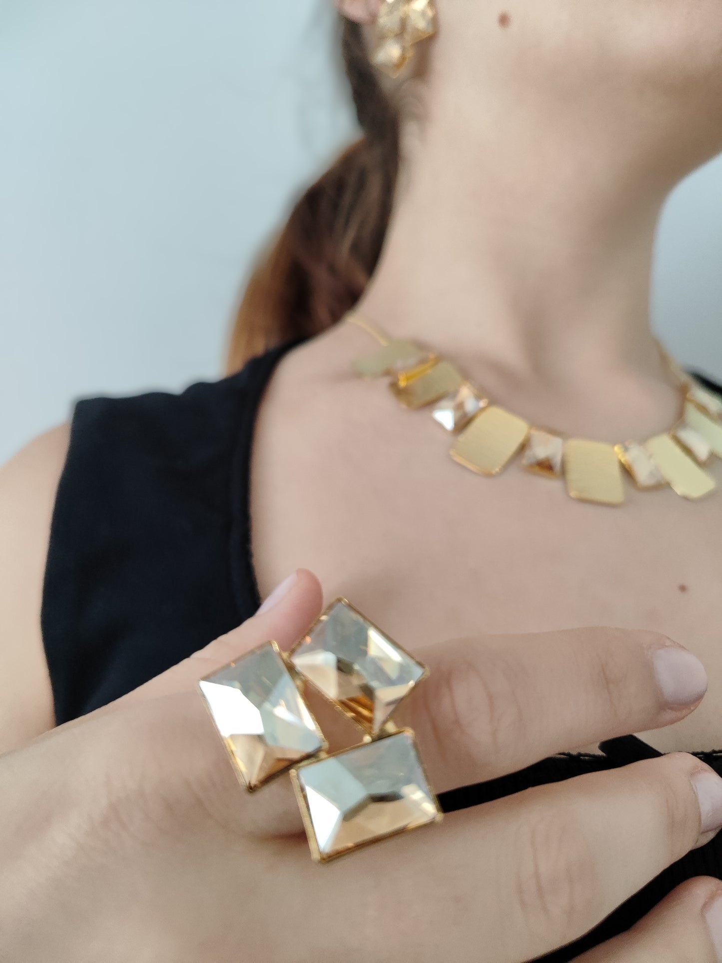 Crete Ring with Crystal – Greek hammered jewelry in 18K gold plated, 18K silver plated, and rose gold plated. Handcrafted adjustable ring with bold faceted crystal design inspired by Minoan Crete.
