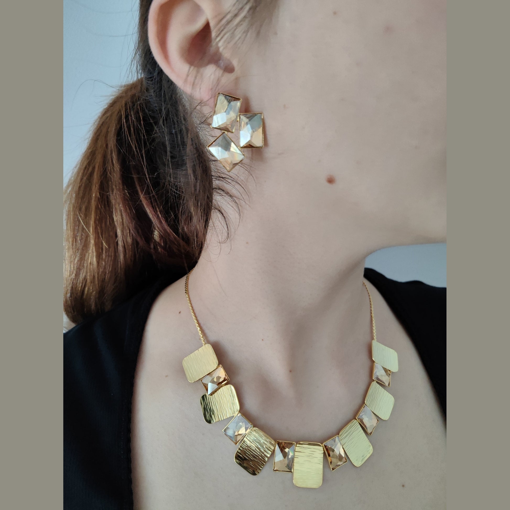 Crete Earrings with Crystal – Greek hammered jewelry in 18K gold plated, 18K silver plated, and rose gold plated. Handcrafted earrings with bold geometric faceted crystal design inspired by Minoan Crete.