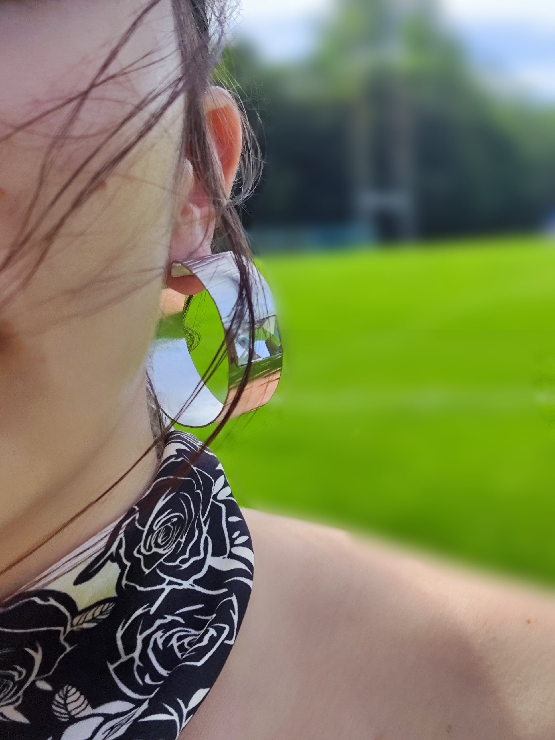 Ionio earrings – Greek hammered jewelry in 18K gold plated, 18K silver plated, and rose gold plated. Handcrafted elongated straight hammered design inspired by Ionian elegance.