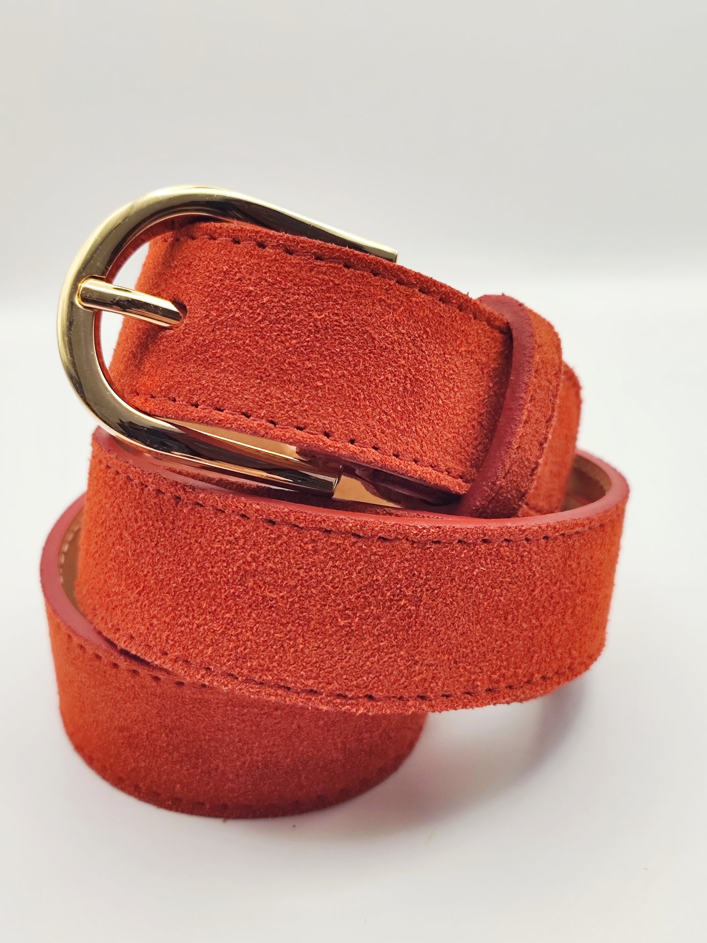 Premium brown suede leather belt with matte finish – unisex fashion accessory
