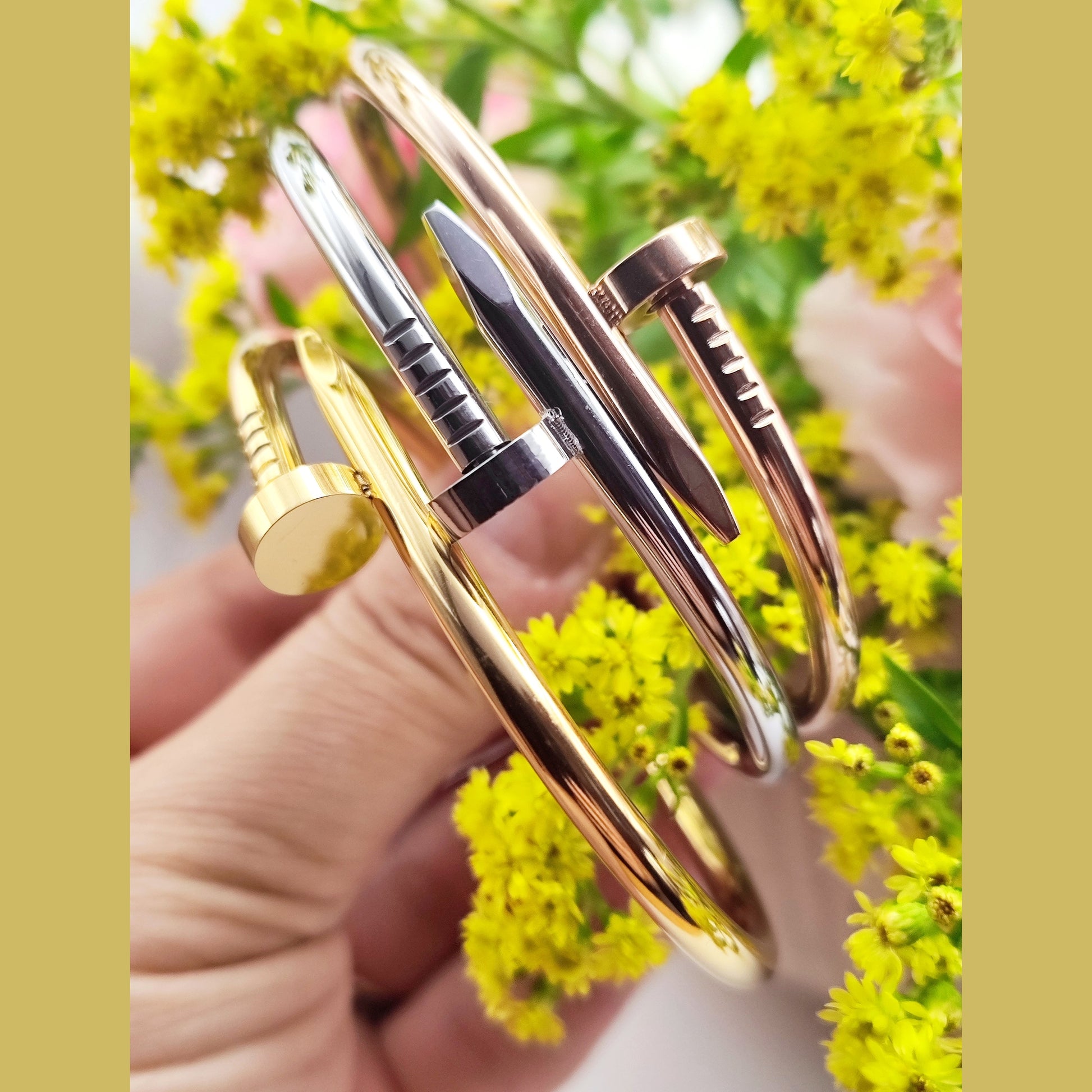 Nail design stainless steel bangle bracelet in gold, silver, and rose gold – CF fashion