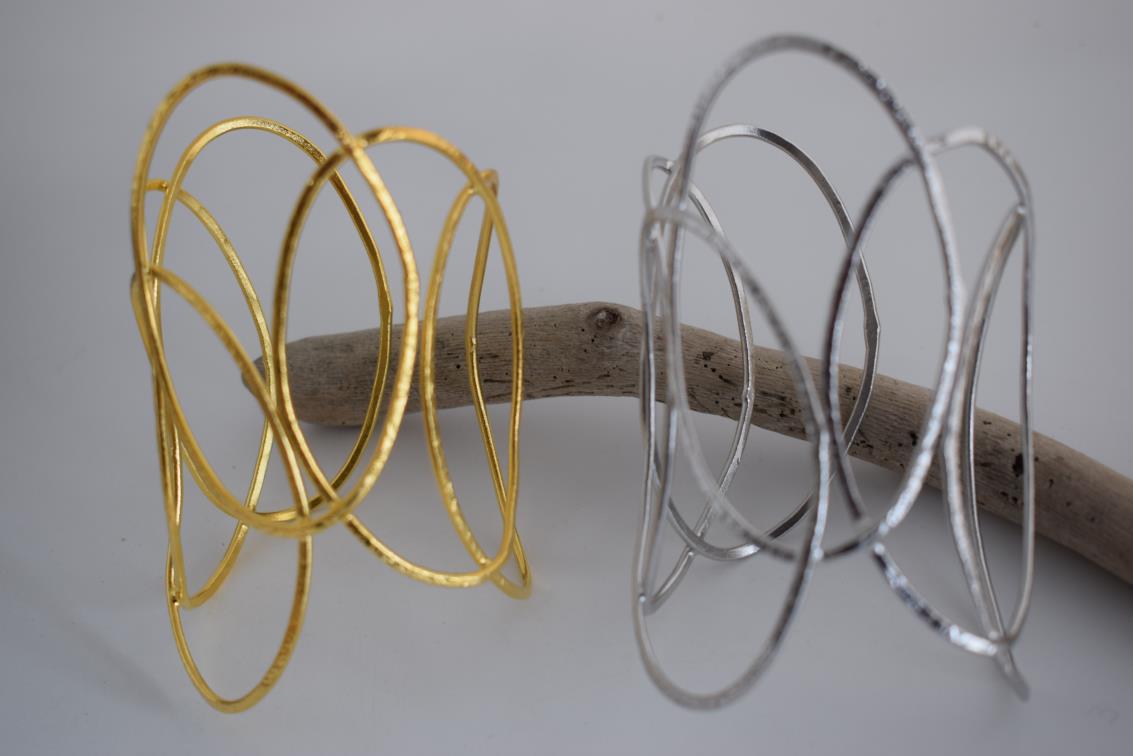 Elysia bracelet – Greek hammered jewelry with openwork interlaced design, available in 18K gold-plated, 18K silver-plated, and rose-gold plated finishes.