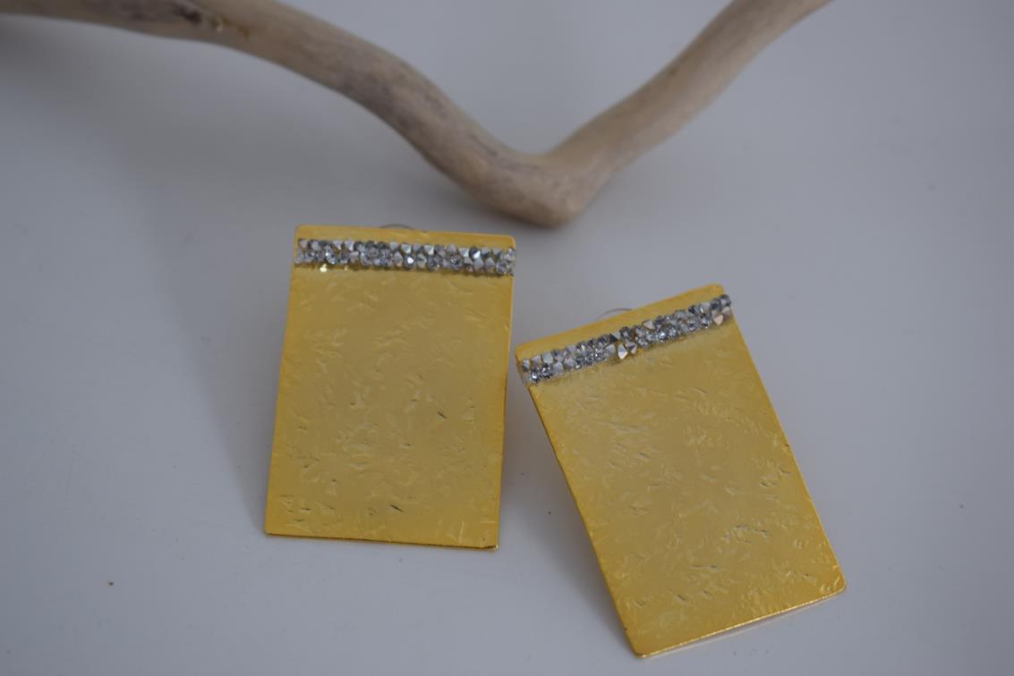 Ravdos earrings with Swarovski – Greek hammered jewelry – 18K gold plated