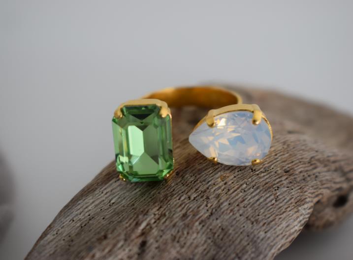 Okeanos ring Greek hammered jewelry with emerald-cut and teardrop crystals in 18K gold, silver, and rose gold plated finish.