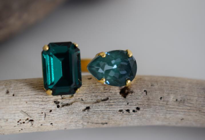 Okeanos ring Greek hammered jewelry with emerald-cut and teardrop crystals in 18K gold, silver, and rose gold plated finish.