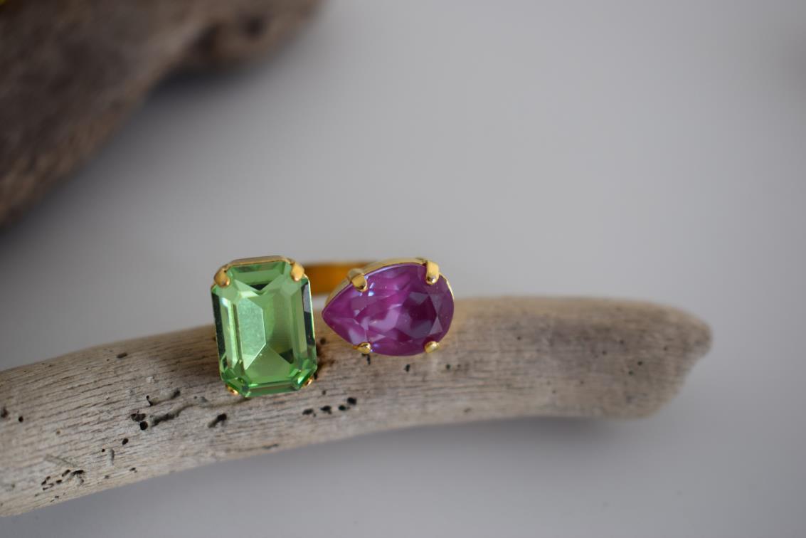 Okeanos ring Greek hammered jewelry with emerald-cut and teardrop crystals in 18K gold, silver, and rose gold plated finish.