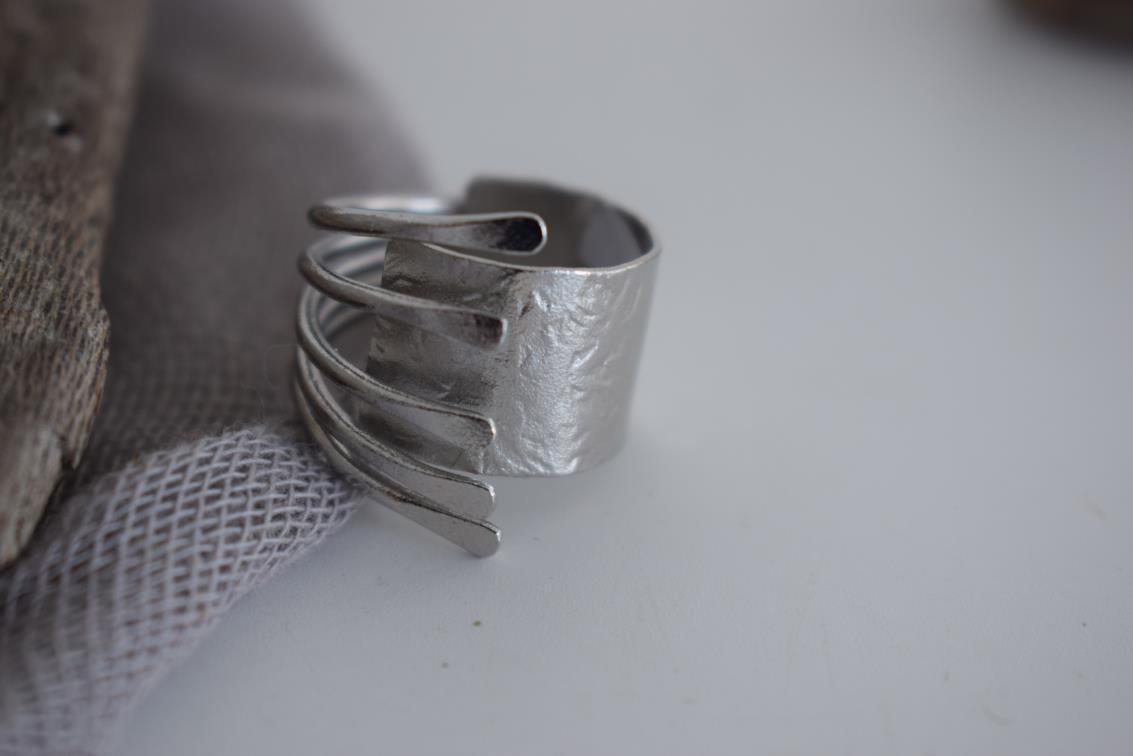 Mycenae ring – Greek hammered jewelry with spiral hammered design, inspired by Mycenaean treasures, available in 18K gold-plated, 18K silver-plated, and rose-gold plated finishes.