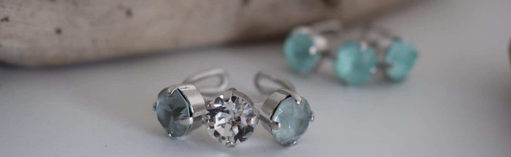 Orion ring with Swarovski – Greek hammered jewelry 18K gold plated multicolor design