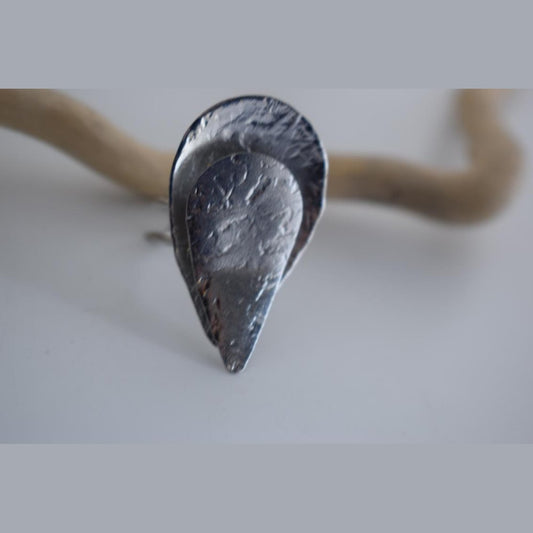 Phylion ring – Greek hammered jewelry – 18K gold, silver, and rose gold plated