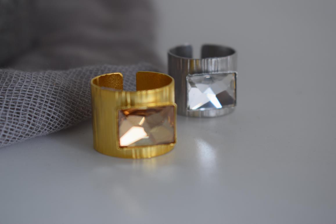 onio rings Greek hammered jewelry 18K gold plated with crystal