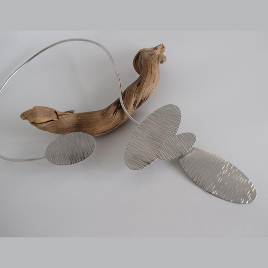 Nausicaa Necklace – Handmade Greek hammered jewelry inspired by the sea, available in 18K gold or silver plated finish.