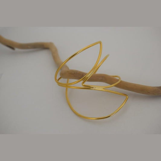Nereis Bracelet â Handmade Greek Hammered Jewelry in gold or silver plated with elegant open-wave design inspired by sea nymphs.