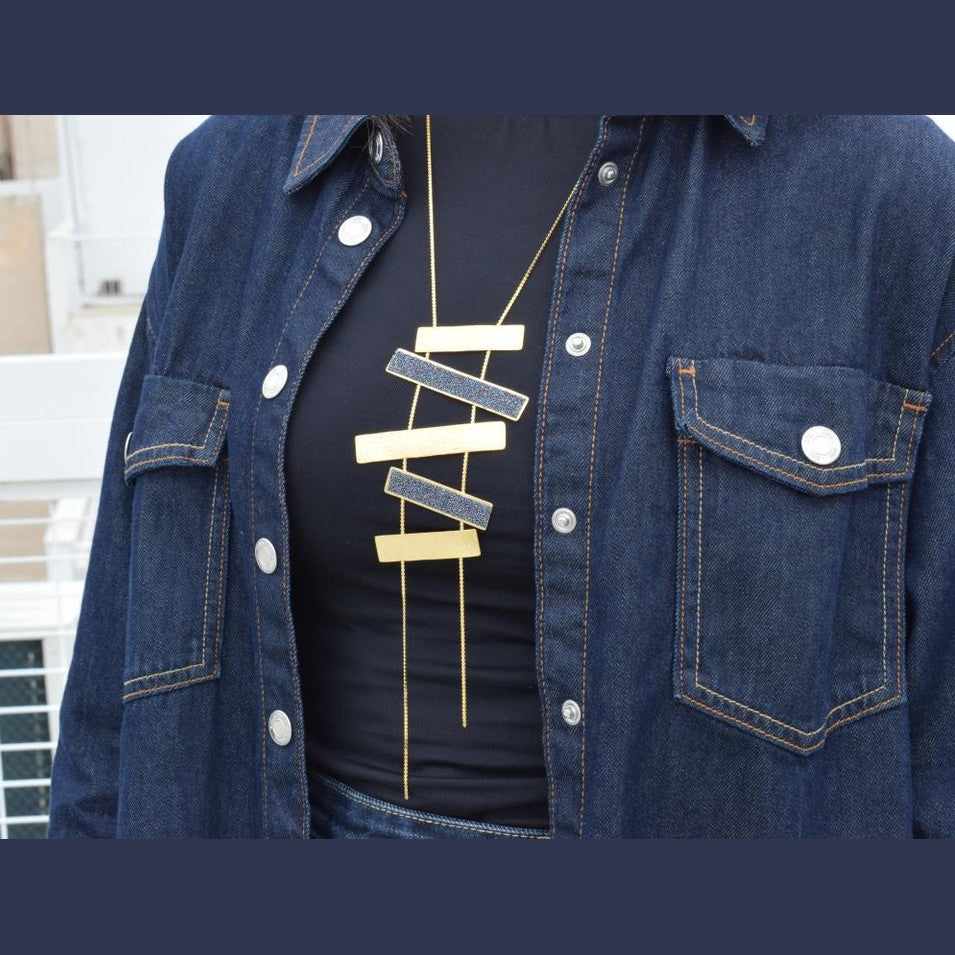 Ravdos necklace – Greek hammered jewelry available in 18K gold plated, 18K silver plated, and rose gold plated versions, adorned with striking black crystal inlays.