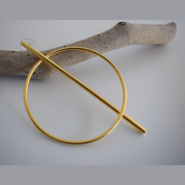 Axon Earrings – Greek Hammered Jewelry – Available in 18K Gold, Silver, and Rose Gold Plated. Handcrafted, inspired by the ancient Greek axis of balance.