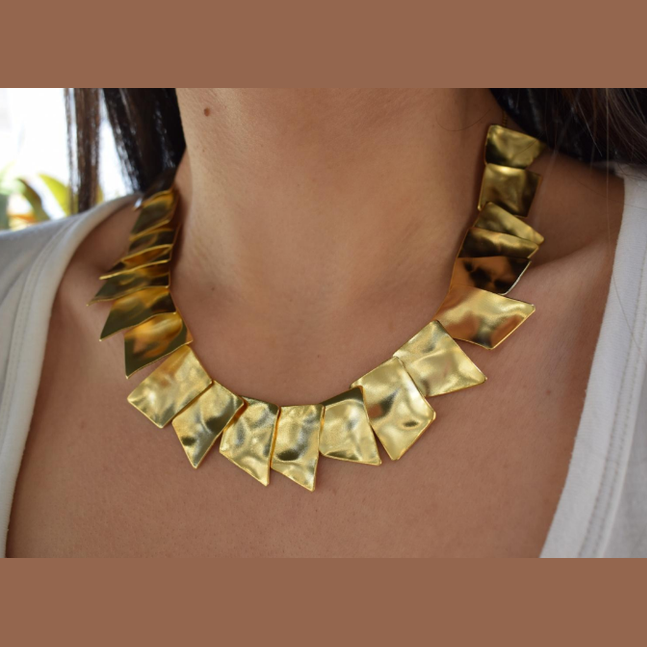Aspida necklace – Greek hammered jewelry – 18K gold or silver plated – geometric statement design with bold hammered plates – also available in rose gold