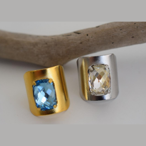 Electra Ring With Crystal – Greek Hammered Jewelry – Available in 18K Gold, Silver, and Rose Gold Plated. Handcrafted, hypoallergenic, inspired by ancient Greek brilliance.
