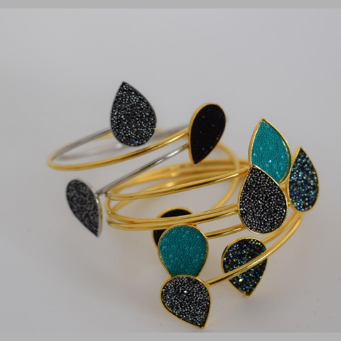 Asteropi Bracelet â Greek Hammered Jewelry â 18K Gold, Silver and Rose Gold Plated â Handmade bracelet with hammered design and crystals