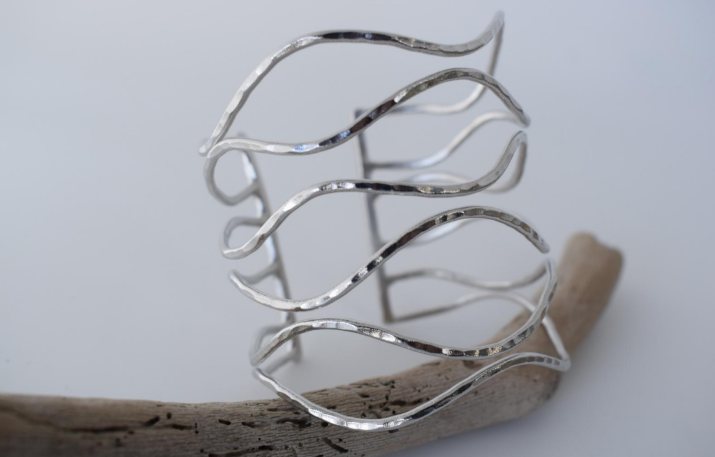 Kyma Bracelet – Greek hammered jewelry – 18K gold or silver plated – open cuff with hammered wave design