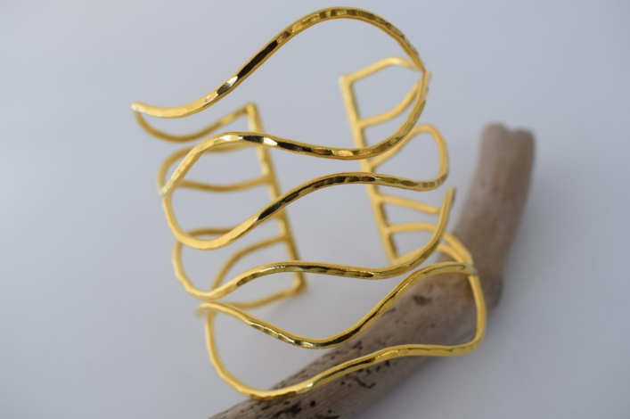 Kyma Bracelet – Greek hammered jewelry – 18K gold or silver plated – open cuff with hammered wave design
