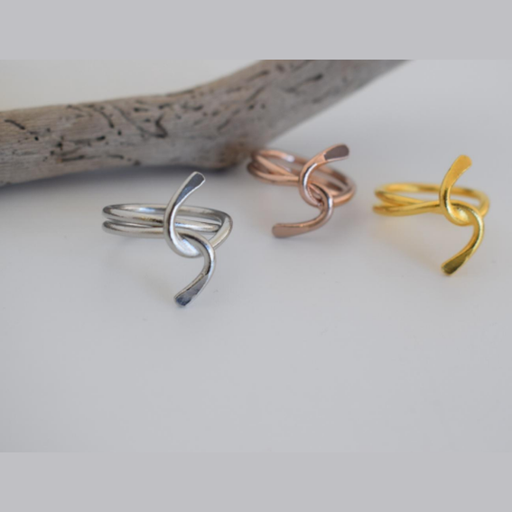 Desmios Ring – Greek Hammered Jewelry – Available in 18K Gold, Silver, and Rose Gold Plated. Handmade twisted band design inspired by the ancient Greek concept of binding and connection.