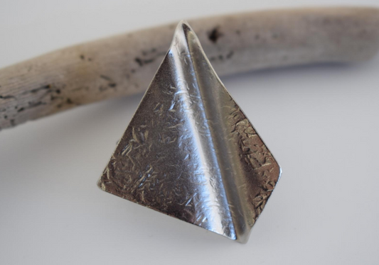 Ikaros Ring – Greek hammered jewelry – 18K gold or silver plated