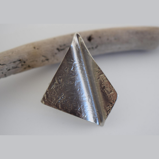 Ikaros Ring – Greek hammered jewelry – 18K gold or silver plated