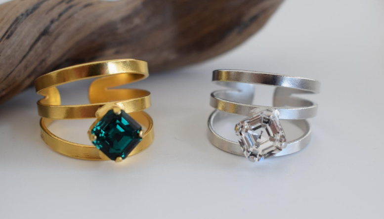 Esperides Ring – Greek hammered jewelry – 18K gold or silver plated with crystal – double hammered band design