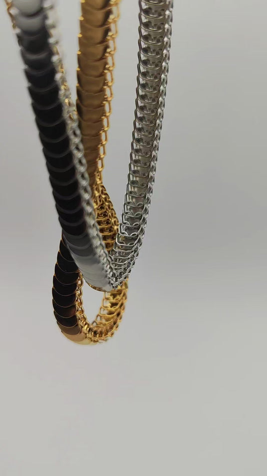 Stainless Steel Snake Chain Necklace – Waterproof & Hypoallergenic – Modern Layered Look