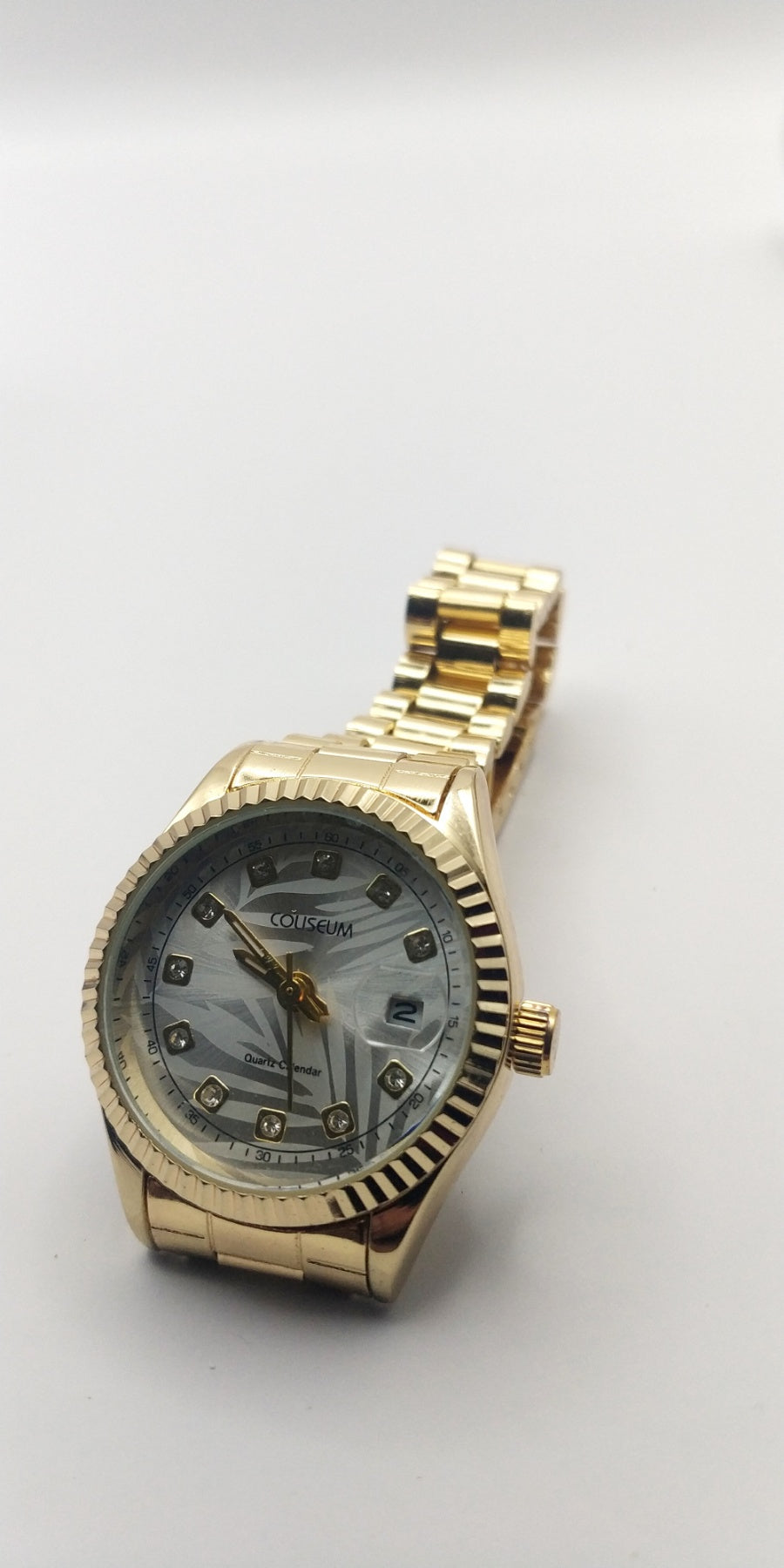Women’s Elegant Gold Stainless Steel Watch With Crystals On Dial Date Display