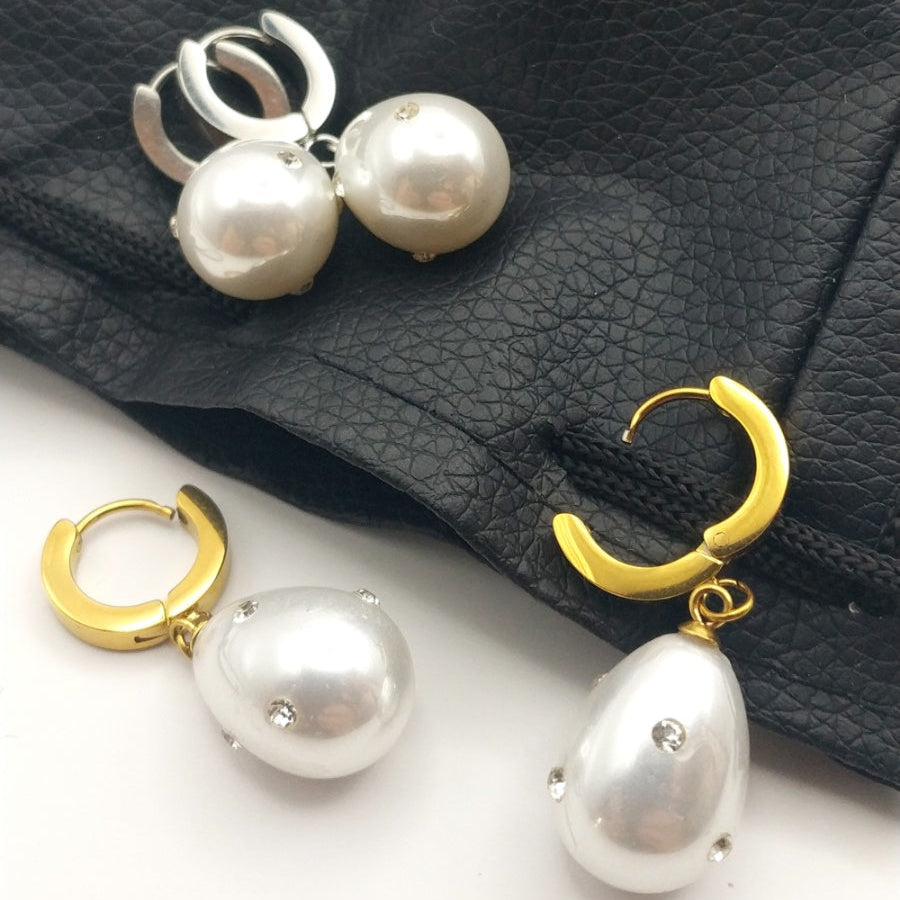 Elegant Stainless Steel Pearl & Crystal Drop Earrings – Gold or Silver Finish