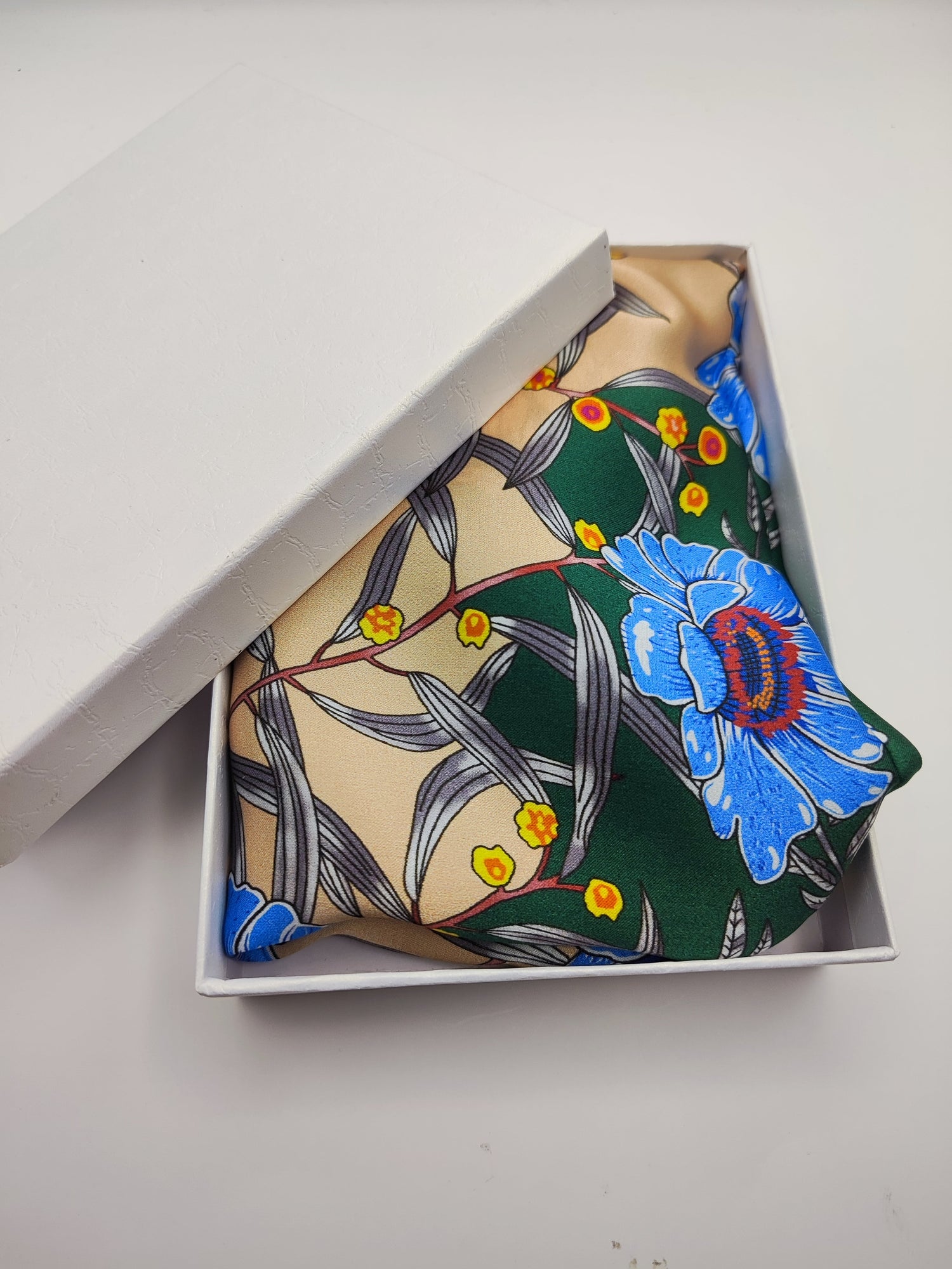 Unisex Luxury Silk Square Scarves