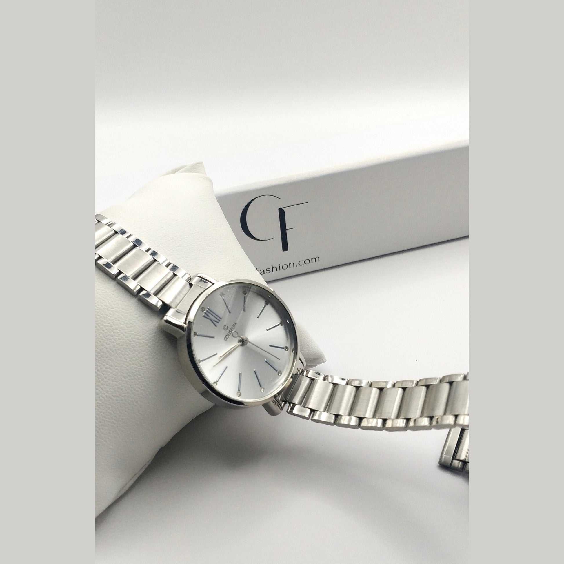  Women’s Watch with Stainless Steel Details and Dial with Crystals