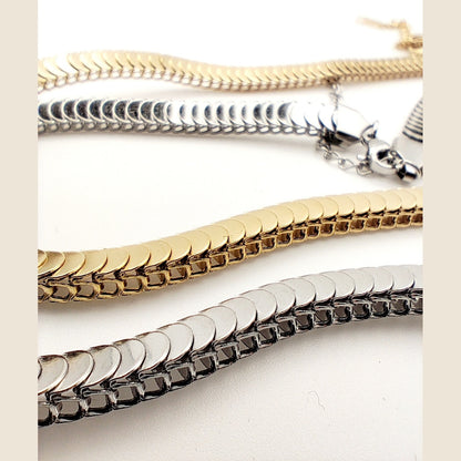 Stainless Steel Snake Chain Necklace – Waterproof & Hypoallergenic – Modern Layered Look 