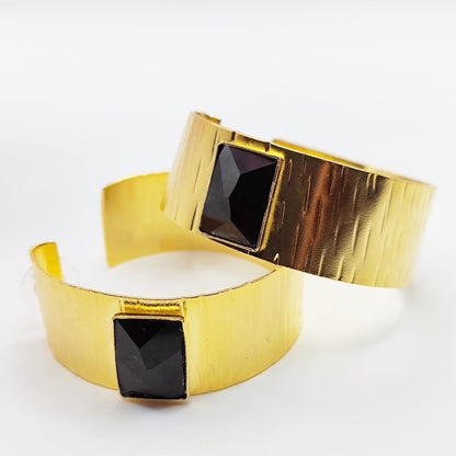 I Inspired by Ionian columns and sea. 18K gold, silver, crystals