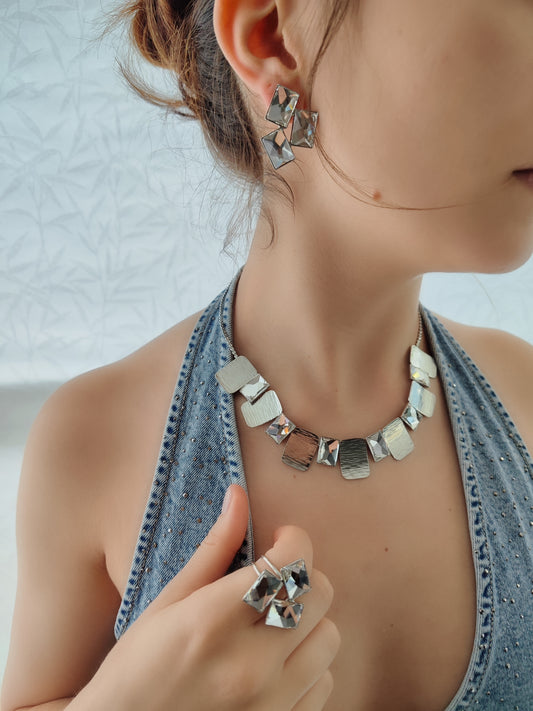 Crete Earrings with Crystal – Greek hammered jewelry in 18K gold plated, 18K silver plated, and rose gold plated. Handcrafted earrings with bold geometric faceted crystal design inspired by Minoan Crete.