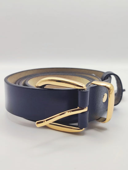 Premium leather belt with silver buckle in lavender, beige, and turquoise – unisex fashion accessory