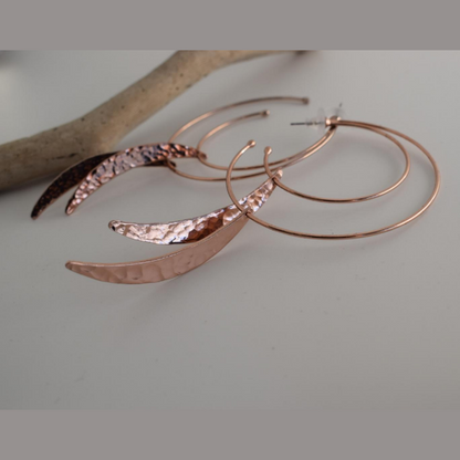 Pterygia earrings – Greek hammered jewelry – 18K rose gold plated – elongated hammered hoop design