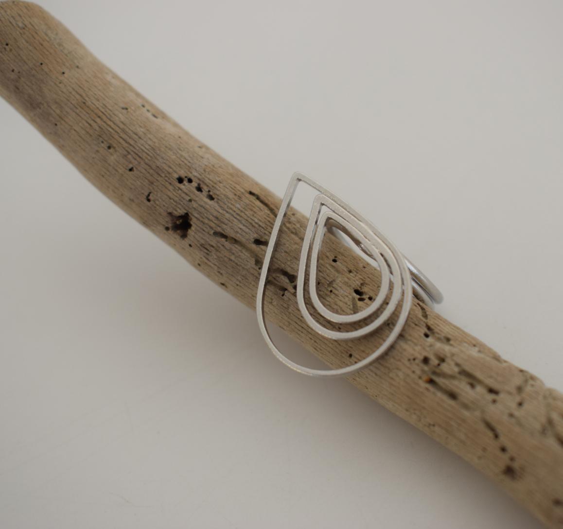 Nereis Ring – Handmade Greek Hammered Jewelry in gold or silver plated with elegant double teardrop design inspired by sea nymphs.