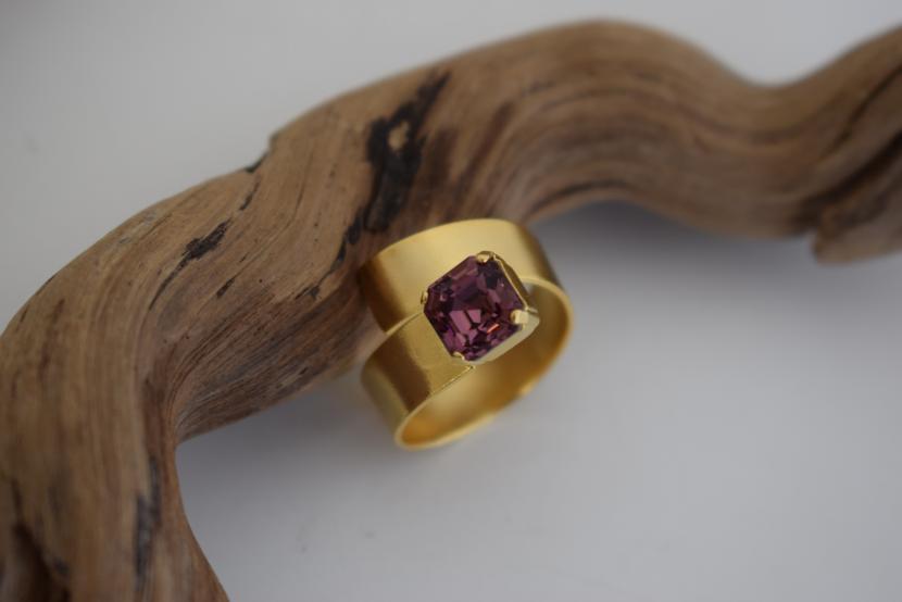 Okeanos Ring – Handmade Greek Hammered Jewelry bold adjustable band with fine crystal available in 18K gold plated and 18K silver plated finishes.