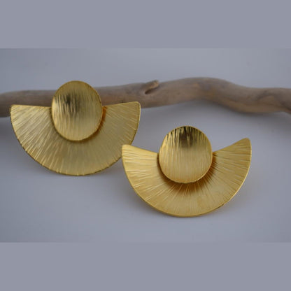 Greek Hammered Jewelry, 18K Gold, 18K Silver, Rose Gold, Women’s Accessories, Gift for Her, 18K Gold Plated, baptism jewelry, Beach Jewelry, birthday gift, birthday gift jewelry, Boho Chic, boho style, Chic Style, cocktail party, cocktail party jewelry, cosmic jewelry, cultural jewelry, evening wear, Fashion Accessories, for gift, for night events, hammered, Handcrafted, handmade, hypoallergenic, luxury Greek jewelry, Nature Inspired, earrings, seashell jewelry, fan design, Kochlias earrings.